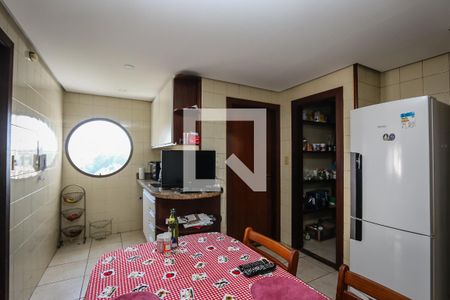 Apartamento à venda com 380m², 5 quartos e 4 vagas Apartamento à venda com 380m², 5 quartos e 4 vagasCozinha 2
