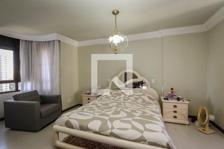 Apartamento à venda com 380m², 5 quartos e 4 vagas Apartamento à venda com 380m², 5 quartos e 4 vagasSuite Master