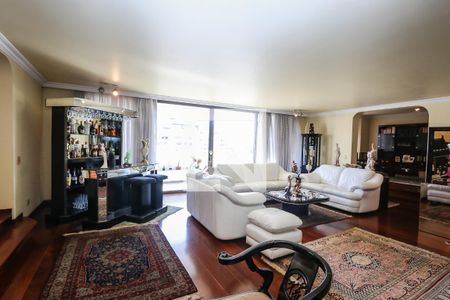 Apartamento à venda com 380m², 5 quartos e 4 vagas Apartamento à venda com 380m², 5 quartos e 4 vagasSala