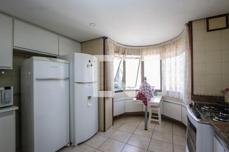 Apartamento à venda com 380m², 5 quartos e 4 vagas Apartamento à venda com 380m², 5 quartos e 4 vagasCozinha