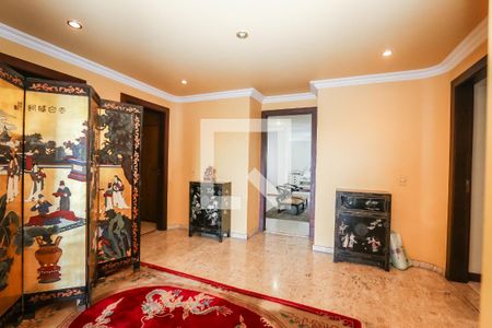 Apartamento à venda com 380m², 5 quartos e 4 vagas Apartamento à venda com 380m², 5 quartos e 4 vagasSala 2