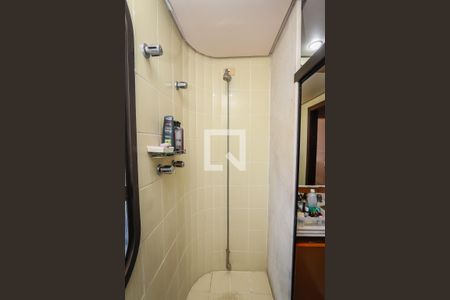 Apartamento à venda com 380m², 5 quartos e 4 vagas Apartamento à venda com 380m², 5 quartos e 4 vagasBanheiro da Suite 1