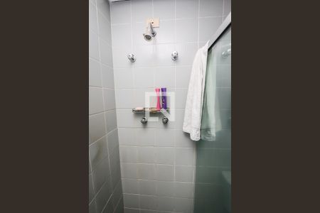 Apartamento à venda com 380m², 5 quartos e 4 vagas Apartamento à venda com 380m², 5 quartos e 4 vagasBanheiro da Suite 3