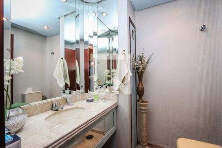 Apartamento à venda com 380m², 5 quartos e 4 vagas Apartamento à venda com 380m², 5 quartos e 4 vagasLavabo