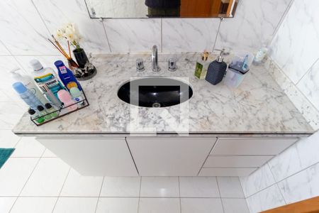 Apartamento à venda com 178m², 4 quartos e 1 vagaBanheiro - Suíte