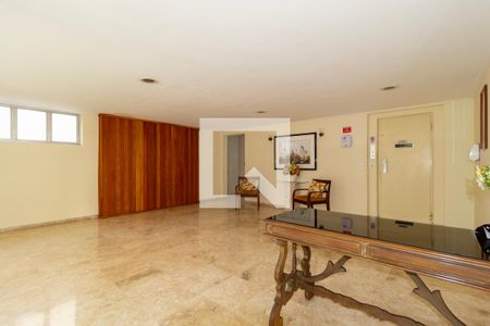 Apartamento à venda com 178m², 4 quartos e 1 vagaHall social