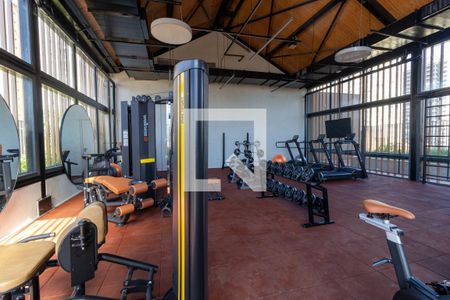 Studio para alugar com 21m², 1 quarto e sem vaga Studio para alugar com 21m², 1 quarto e sem vagaÁrea Comum - Academia