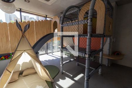 Studio para alugar com 21m², 1 quarto e sem vaga Studio para alugar com 21m², 1 quarto e sem vagaÁrea Comum - Brinquedoteca