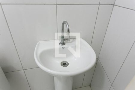 Banheiro de kitnet/studio para alugar com 1 quarto, 14m² em Tatuapé, São Paulo