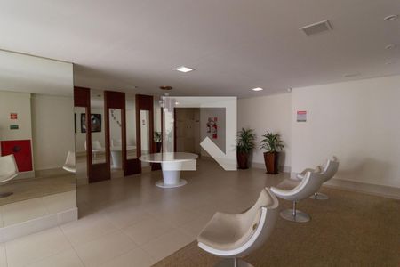 Apartamento à venda com 81m², 3 quartos e 2 vagasHall social