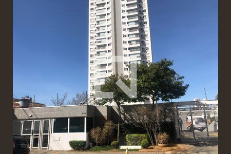 Apartamento à venda com 81m², 3 quartos e 2 vagasFachada e portaria