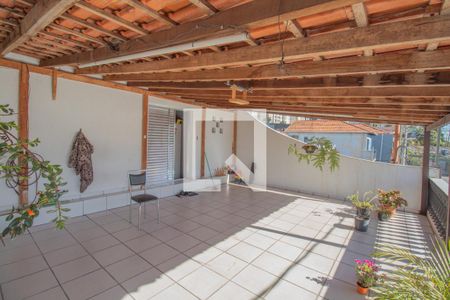 Varanda de casa à venda com 5 quartos, 230m² em Vila Divina Pastora, São Paulo