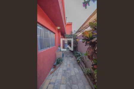 Área Externa de casa à venda com 5 quartos, 230m² em Vila Divina Pastora, São Paulo