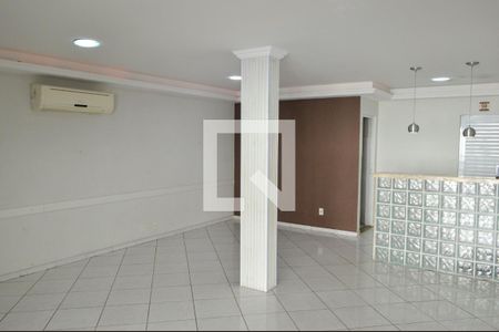 Casa de condomínio para alugar com 140m², 3 quartos e 1 vagaÁrea comum - Salão de festas