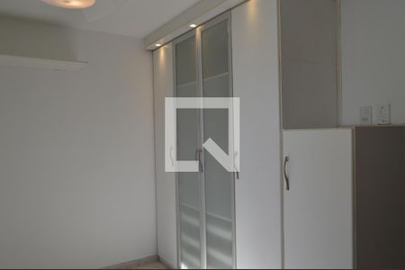 Quarto de casa de condomínio para alugar com 3 quartos, 140m² em Pechincha, Rio de Janeiro