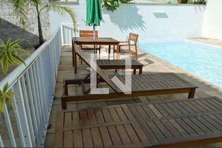 Casa de condomínio para alugar com 140m², 3 quartos e 1 vagaÁrea comum - Piscina