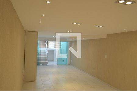 Casa de condomínio para alugar com 140m², 3 quartos e 1 vagaÁrea Gourmet - Salão