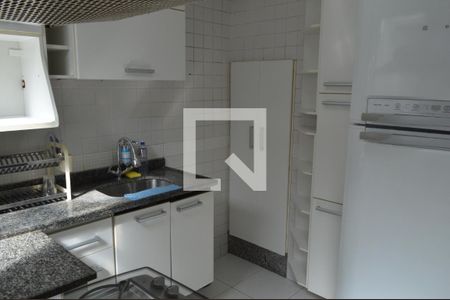 Casa de condomínio para alugar com 140m², 3 quartos e 1 vagaCozinha