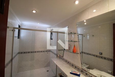 Apartamento à venda com 230m², 3 quartos e 4 vagasBanheiro da Suíte 1