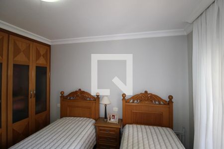 Apartamento à venda com 230m², 3 quartos e 4 vagasSuíte 2