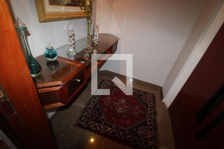 Apartamento à venda com 230m², 3 quartos e 4 vagasHall