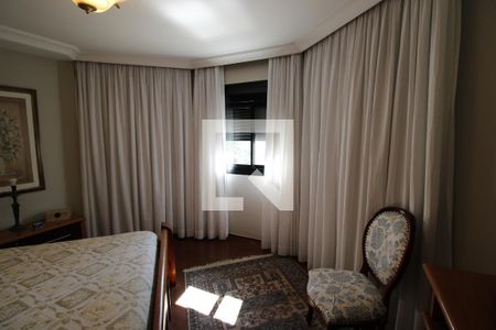 Apartamento à venda com 230m², 3 quartos e 4 vagasSuíte 3