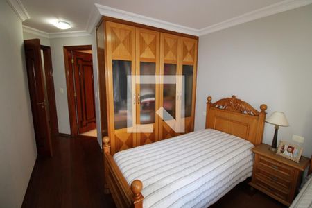 Apartamento à venda com 230m², 3 quartos e 4 vagasSuíte 2