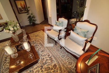 Apartamento à venda com 230m², 3 quartos e 4 vagasSala