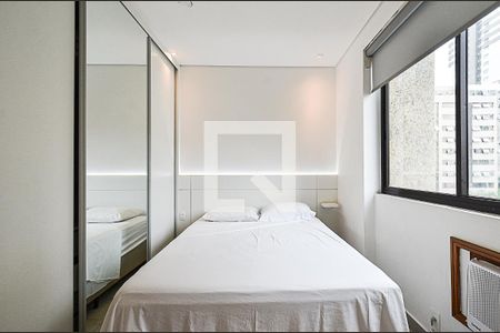 Quarto de apartamento à venda com 1 quarto, 44m² em Savassi, Belo Horizonte