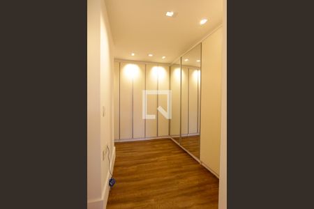 Apartamento à venda com 200m², 3 quartos e 2 vagas Apartamento à venda com 200m², 3 quartos e 2 vagasQuarto 3 suíte