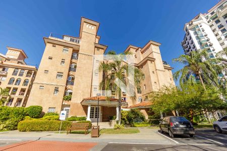 Fachada de apartamento à venda com 3 quartos, 200m² em Barra da Tijuca, Rio de Janeiro