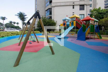 Apartamento à venda com 200m², 3 quartos e 2 vagas Apartamento à venda com 200m², 3 quartos e 2 vagasÁrea comum