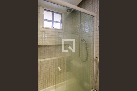 Apartamento à venda com 200m², 3 quartos e 2 vagas Apartamento à venda com 200m², 3 quartos e 2 vagasQuarto 1 suíte