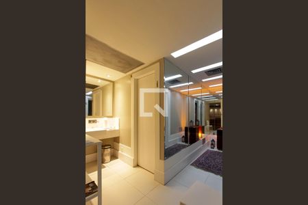 Apartamento à venda com 200m², 3 quartos e 2 vagas Apartamento à venda com 200m², 3 quartos e 2 vagasÁrea comum