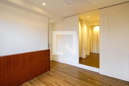 Apartamento à venda com 200m², 3 quartos e 2 vagas Apartamento à venda com 200m², 3 quartos e 2 vagasQuarto 3 suíte