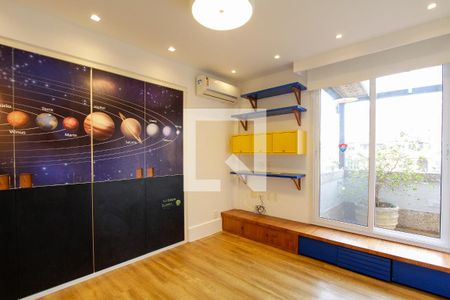 Apartamento à venda com 200m², 3 quartos e 2 vagas Apartamento à venda com 200m², 3 quartos e 2 vagasQuarto 1 suíte