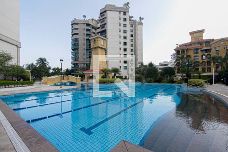 Apartamento à venda com 200m², 3 quartos e 2 vagas Apartamento à venda com 200m², 3 quartos e 2 vagasÁrea comum