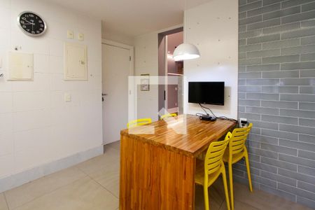 Apartamento à venda com 200m², 3 quartos e 2 vagas Apartamento à venda com 200m², 3 quartos e 2 vagasCozinha