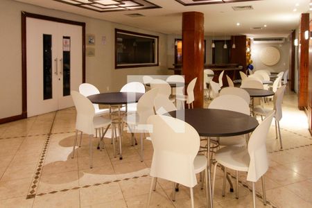 Apartamento à venda com 200m², 3 quartos e 2 vagas Apartamento à venda com 200m², 3 quartos e 2 vagasÁrea comum