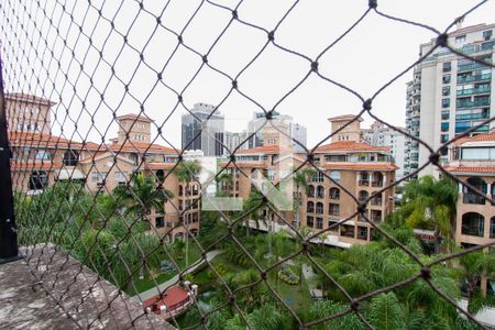 Apartamento à venda com 200m², 3 quartos e 2 vagas Apartamento à venda com 200m², 3 quartos e 2 vagasVista