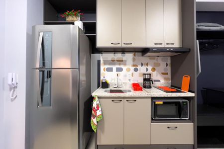 Studio à venda com 24m², 1 quarto e sem vaga Studio à venda com 24m², 1 quarto e sem vagaStudio