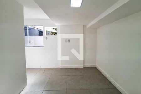 Quarto 1 de casa para alugar com 2 quartos, 60m² em Vila Progresso, Niterói