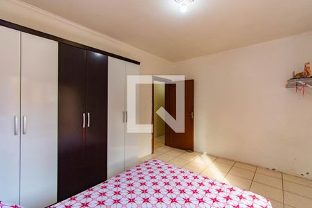 Casa à venda com 480m², 4 quartos e 2 vagas Casa à venda com 480m², 4 quartos e 2 vagasQuarto 2