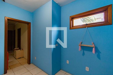 Casa à venda com 480m², 4 quartos e 2 vagas Casa à venda com 480m², 4 quartos e 2 vagasQuarto 4