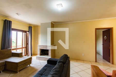 Casa à venda com 480m², 4 quartos e 2 vagas Casa à venda com 480m², 4 quartos e 2 vagasSala