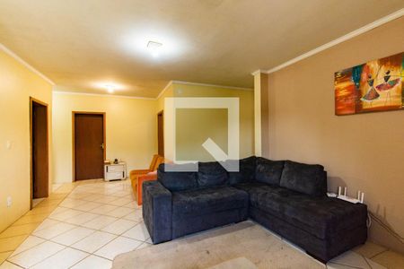 Casa à venda com 480m², 4 quartos e 2 vagas Casa à venda com 480m², 4 quartos e 2 vagasSala