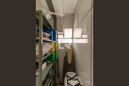 Apartamento à venda com 80m², 2 quartos e 2 vagasÁrea de Serviço