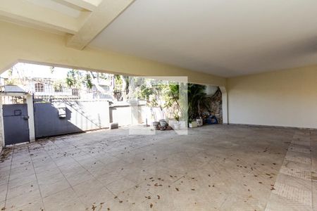 garagem de casa à venda com 4 quartos, 400m² em Planalto Paulista , São Paulo