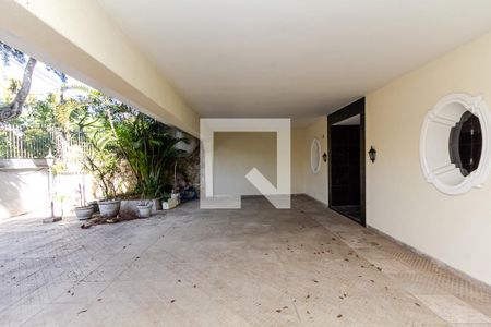 garagem de casa à venda com 4 quartos, 400m² em Planalto Paulista , São Paulo