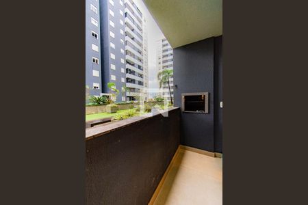 Varanda Sala de apartamento à venda com 2 quartos, 53m² em Centro, Canoas